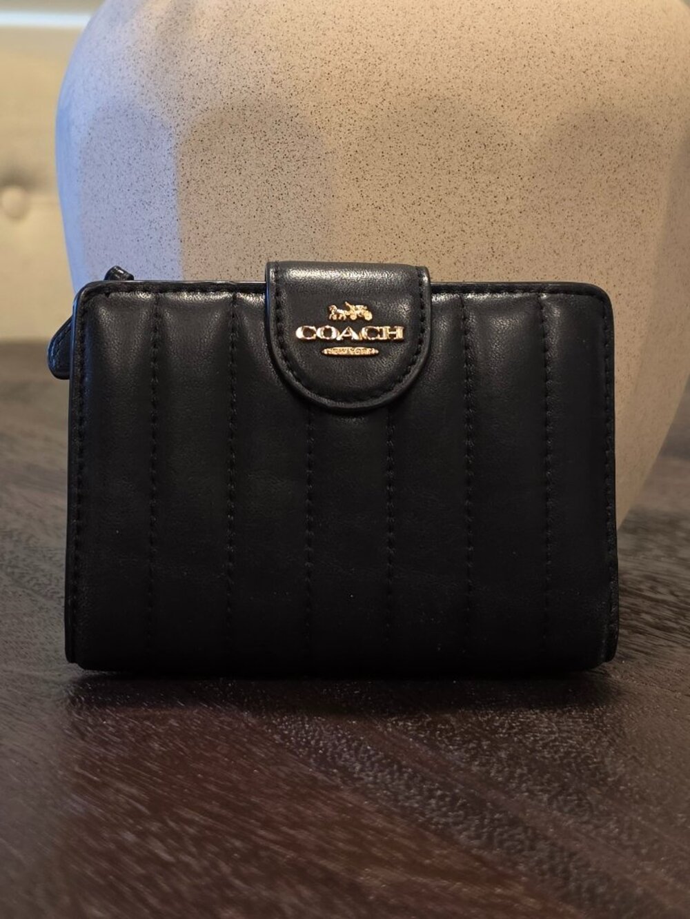 Coach Quilted Leather Medium Corner Zip Wallet Women’s Snap EUC Rare